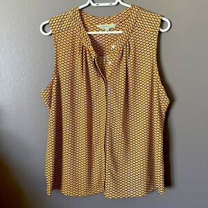 Women’s top from Cleo.